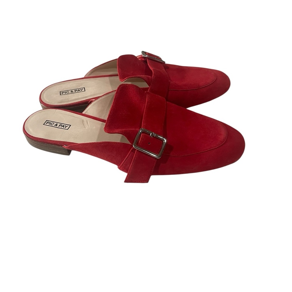 Pic & pay Red Mules with Buckle Detail